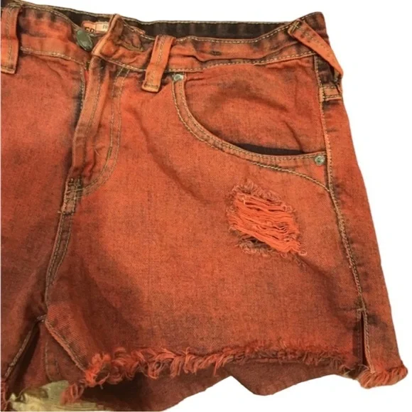 FREE PEOPLE Overdyed Distressed Jean Shorts w/ Raw Hem in Sunrise Red Size 26 - Picture 8 of 9